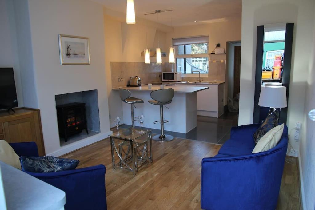 Charming Mid Terrace Cottage Conwy Esterno foto